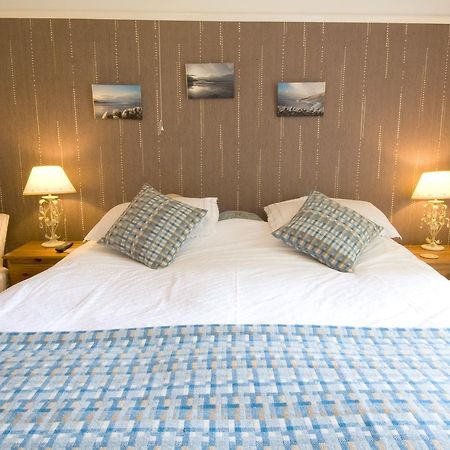 Gogarth Hall Farm Holidays Pennal Bagian luar foto